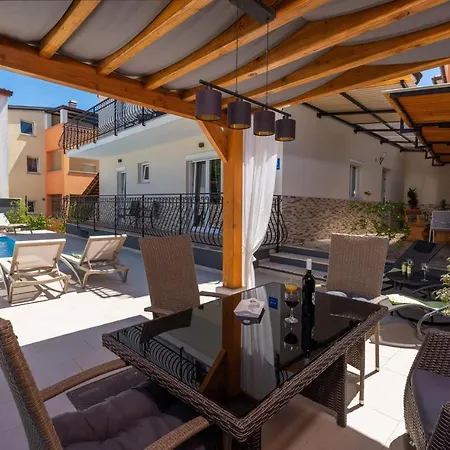 House Pudarica *