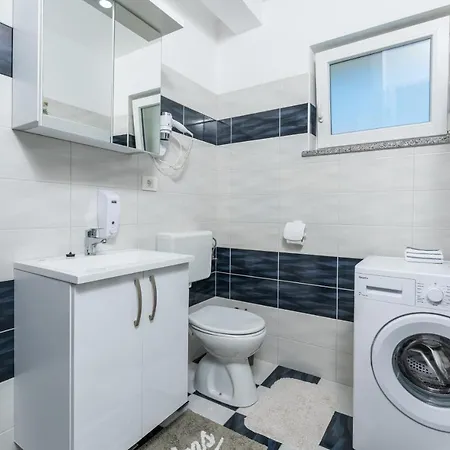 House Pudarica Apartment *