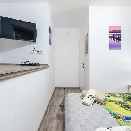 House Pudarica Apartment *