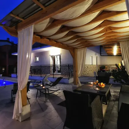 House Pudarica Apartment *